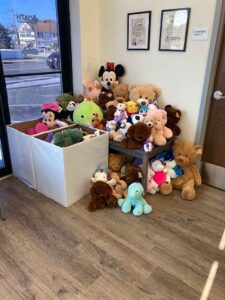 Brie-Bear’s Bear Repair Comes To Oath Animal Hospital